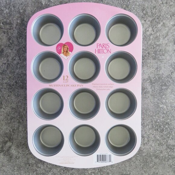 (#109) PARIS HILTON 12 CUP  MUFFIN CUPCAKE PAN Pink Nonstick - Picture 1 of 5